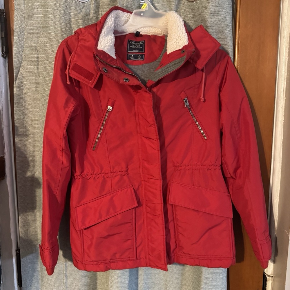 Abercrombie & Fitch Y2K Women's Red Sherpa Lined Winter Jacket Size Small